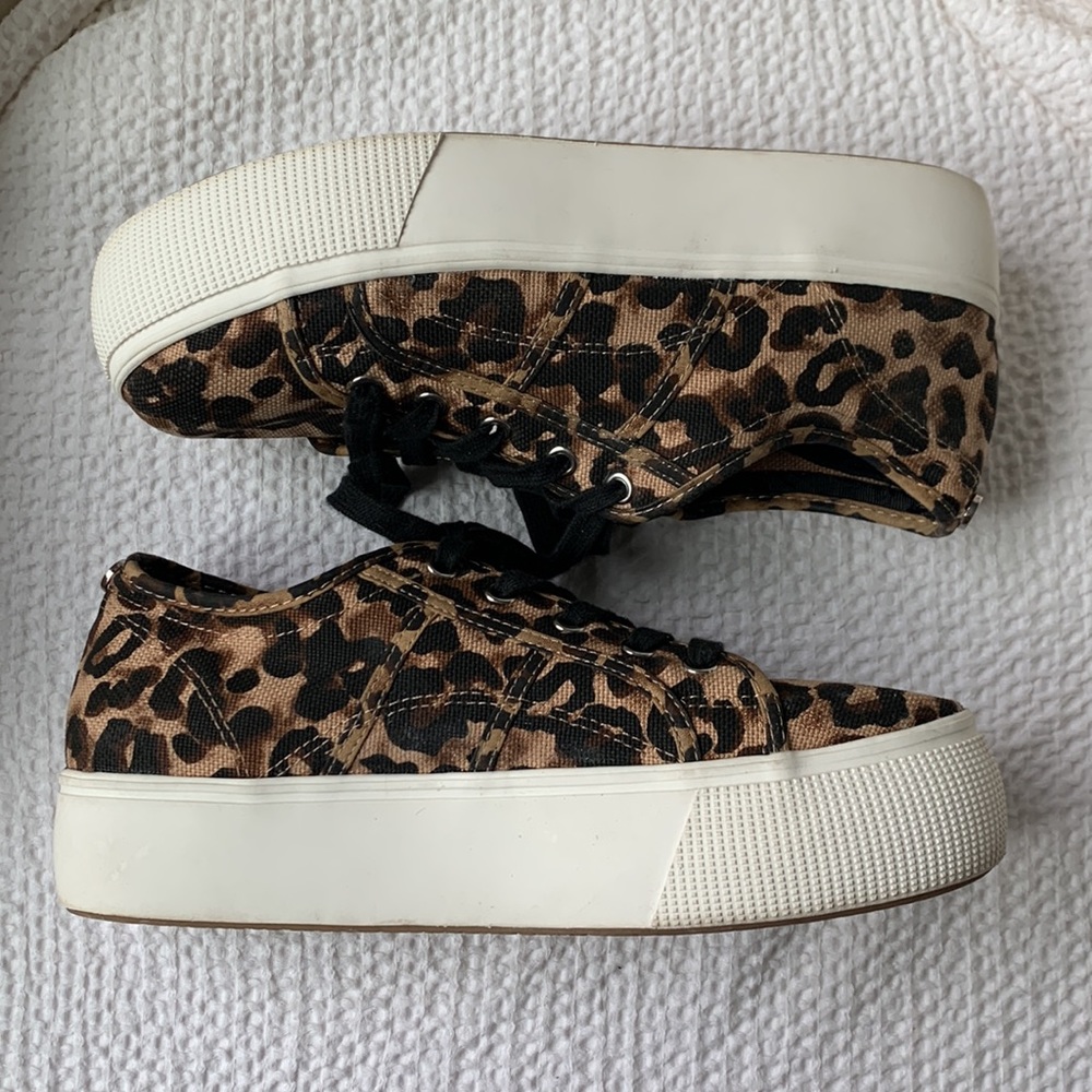 Steve Madden Emmi Leopard Print Platform Sneakers… - image 2